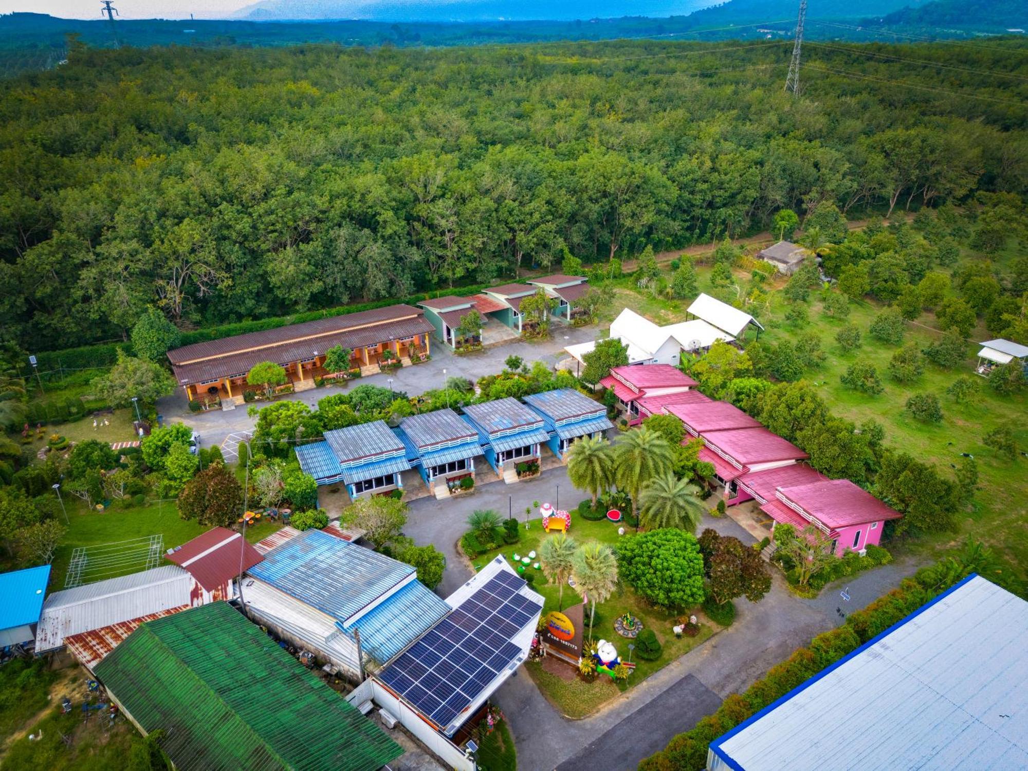 บ้านสวนมีตังค์ จันทบุรี ภายนอก รูปภาพ